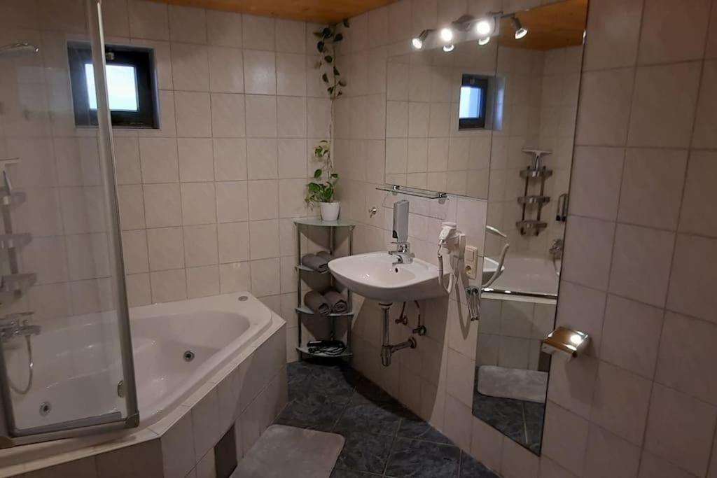 Ferienwohnung In Weyregg Am Attersee Exteriér fotografie